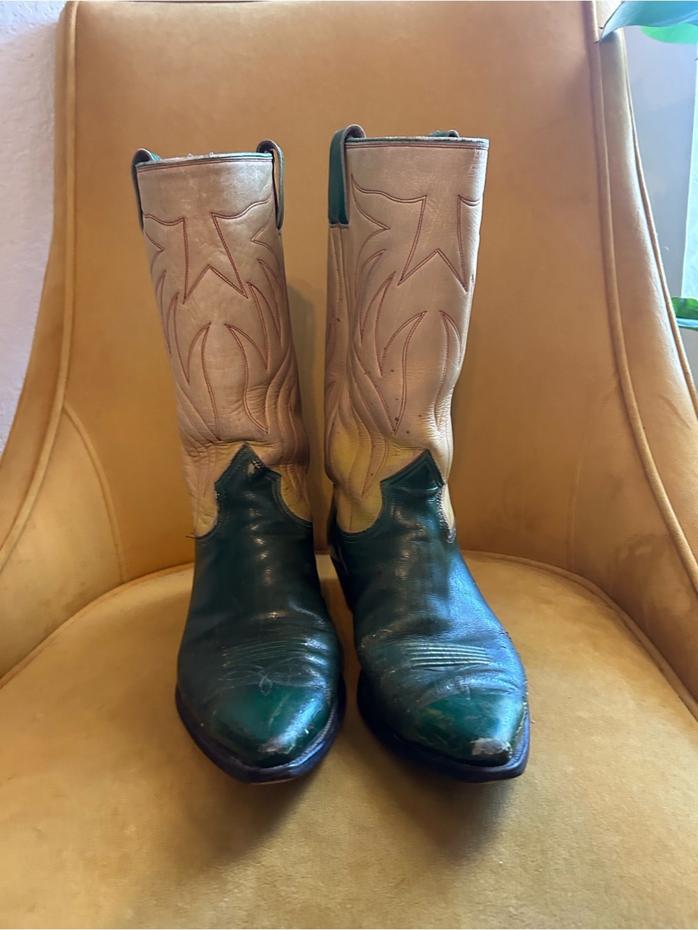 Vintage Two-Tone Western Cowboy Boots in Green & Yellow
